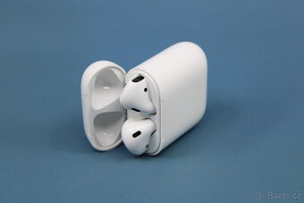 Sluchátka Apple AirPods (2019) - se zárukou - 2