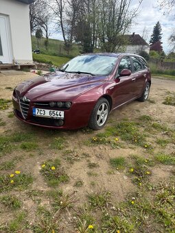 Alfa Romeo 159 1.9 JTDm Automat 110kw - 2