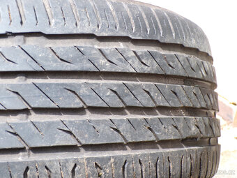 2ks Letní pneu 225/50 R17 (vzorek 6mm) - 2
