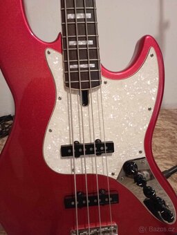 Bass kytara Marcus Miller V7 - 2