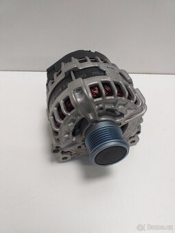 Alternátor VW Škoda 04L903021J 14V 180A - 2