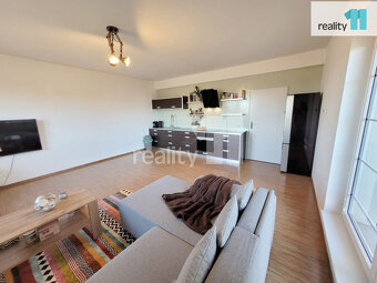 Pronájem bytu 3+kk/2xB, 84 m2, Holubice - Kozinec - 2