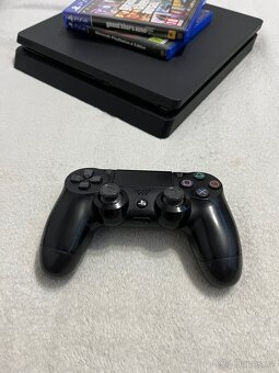 PlayStation 4 Slim 500GB - 2