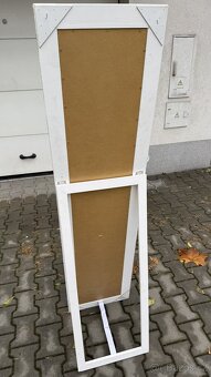 Stojací zrcadlo - bílý rám - 2