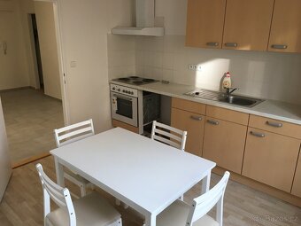 Pronájem bytu 3+1 Plzeň Slovany, Francouzská tř. - 2