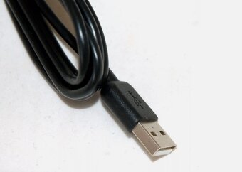 TOMTOM datový a nabíjecí kabel USB pro GO1000/1005/7100/9100 - 2