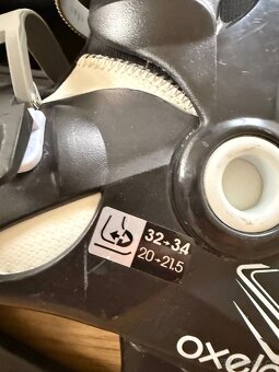 Nastavitelne detske brusle 32-34 - 2