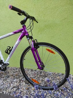 Značkové trekové kolo Author 28"/19,5" - 2