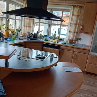 Kuchyňská linka se spotřebiči - 2