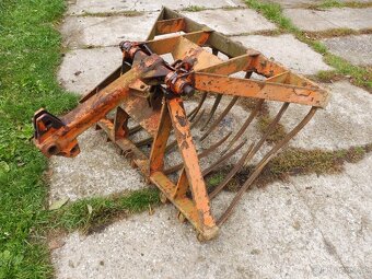 Vidle nakladač UNHZ 750 - 2