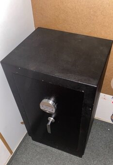 Ohnivzdorný trezor s bezpečnostní tř. I - 2