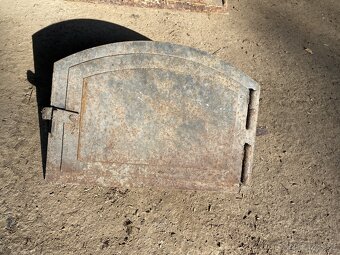 Prodám dvířka na udírnu - 2