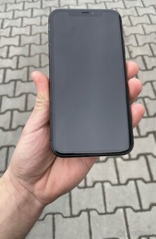 IPHONE 11 BLACK 64GB - BATERIE 98% - 2