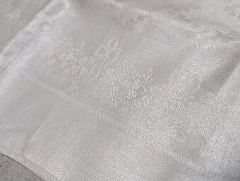 Ubrus na konferenční stolek - 2