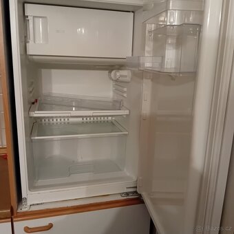 Kuchyňská linka se spotřebiči - 2