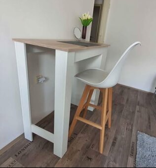 Barový stůl + židle - 2