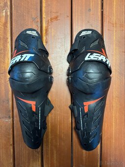 chrániče kolen - Leatt - 2