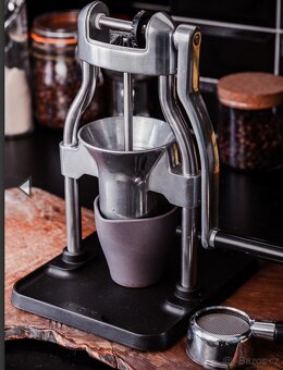 Mlýnek na kávu rok - 2