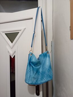 Kabelka -modrá metalíza -NOVA - 2