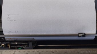 Prodám psací stroj Panasonic - 2