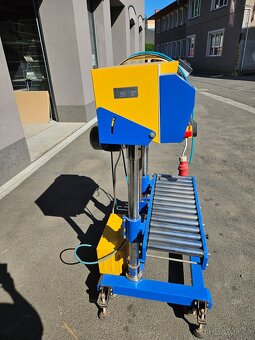 Pneumatická impulsní svářečka QF-600L - 2