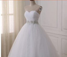 Nové princeznovské svatební šaty - 2
