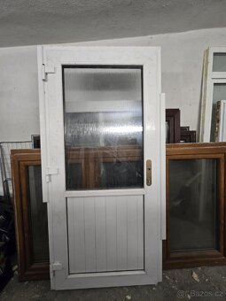 Vchodove dvere + dve okna - 2