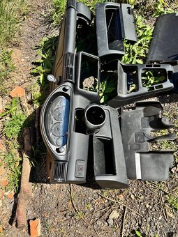 BMW e36 Compact palubka - 2