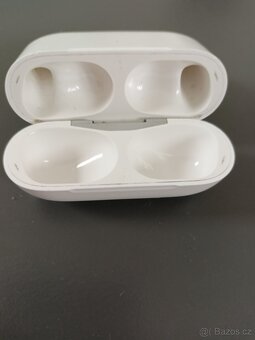 Přenosná nabíjecí stanice Apple A 2190 - 2
