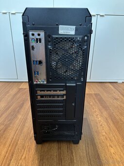 HAL3000 MČR Finale 3 Pro Intel + Monitor Dell - 2