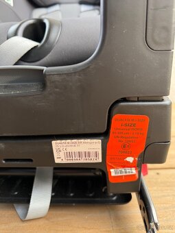 Autosedačka Britax Römer Dualfix M i-Size se základnou - 2