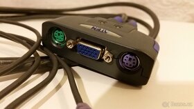 KVM přepínač ATEN pro VGA a PS/2 (platí do smazání) - 2