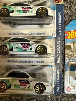 Hot wheels - 2