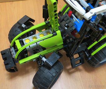 LEGO 8284 Traktor - 2