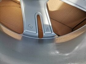 Prodám nový disk Volkswagen VW Golf 8 Valencia ET51 7,5J x - 2