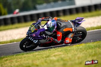 Aprilia rsv4 Factory okruhovka - 2