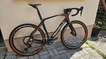 Gravel F9 - 2