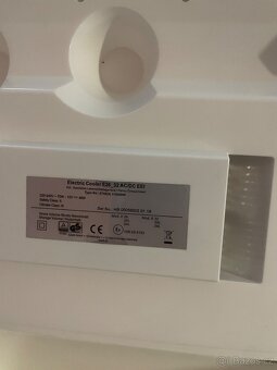 Lednička do auta - objem cca 26l - 2