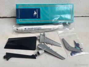 Garuda Indonesia Boeing 737-300 1:200 - 2
