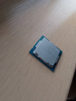 Intel core i5-10400f SHR3D 2.90GHZ - 2