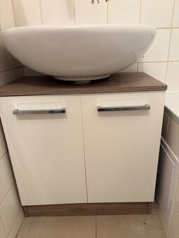 Skříňka pod umyvadlo - 2