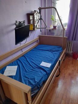 Prodám polohovací zdravotní postel. - 2