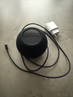 Apple HomePod mini chytrý reproduktor vesmírně šedý - 2