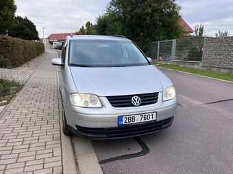 Vw Touran 2.0tdi 103kw DSG - 2