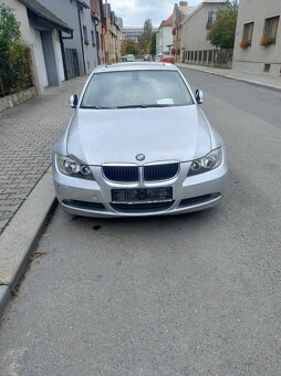 BMW 320i (E90)-2007-nepojízdné,na opravu nebo díly - 2