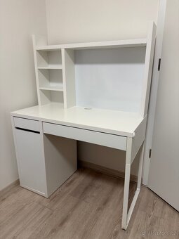 Psací stůl IKEA MICKE - 2