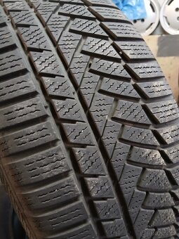 Zimní pneu 215/55R17 - 2