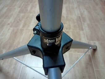 Stojan na repro/světla Adam Hall - 2