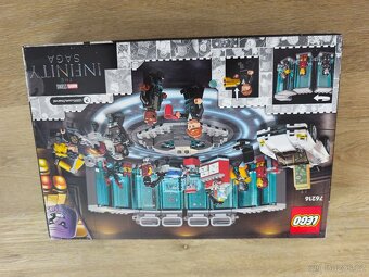 LEGO® Marvel 76216 Zbrojnice Iron Mana - 2