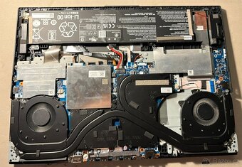 Lenovo Legion 5 17ACH6H – nefunkční zákl. deska, 24 GB RAM - 2